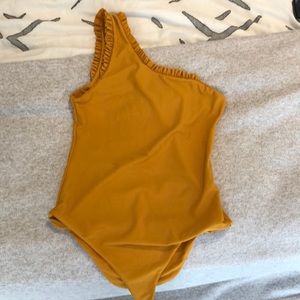 One shoulder one piece swimsuit